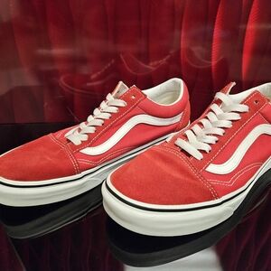 Vans Old Skool Red/White – Size 8.5 Men / 10 Women